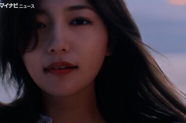 川口春奈、風を感じる表情にうっとり… 早朝の海辺で撮影 『＆be HAIR』新CM 公開