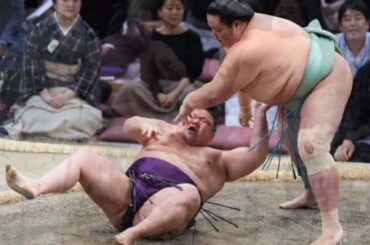 新横綱・大の里と人気女優・吉瀬美智子の偶然の出会いがSNSで話題に