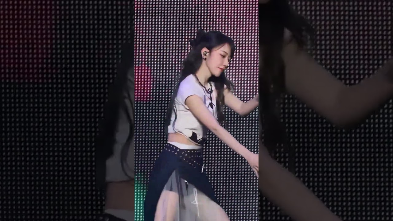 宮脇咲良