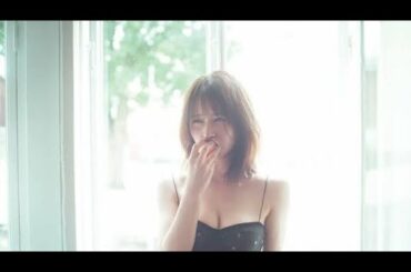 長濱ねる、黒ドレスに身を包んでアプリコットを頬張る　2nd写真集先行カットが公開Cuydfujvgc