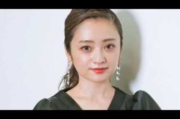 安達祐実、“夫”と部屋着でくつろぎオフショット「新婚写真ですね」「お二人ともにお若く可愛くステキ」