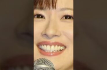 ＜皆藤愛子＞ミニスカ美脚ショットを公開　「珍しくミニだ」「貴重な写真」と話題