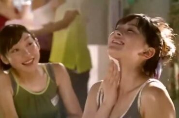 花王 CM ビオレ・さらさらパウダーシート 石橋杏奈「練習後に」篇