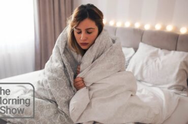 ‘Razor blade’ sore throat? What to know about latest COVID variant