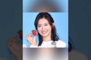 長濱ねる、幸せそうな“食いしんぼうスマイル”先行カット公開　おいしそうなエビに大興奮