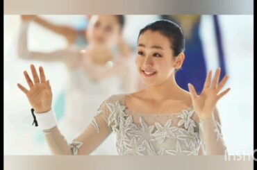 「最高に美しくてうっとり！」浅田真央が披露した花びら“氷上アート”にファン驚嘆！「まさに芸術」「ずっと眺めていたい…」