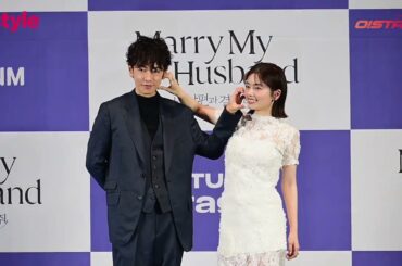 佐藤健＆小芝風花、韓国でお茶目な笑顔さく裂！ドラマ「私の夫と結婚して」日本版の韓国記者会見