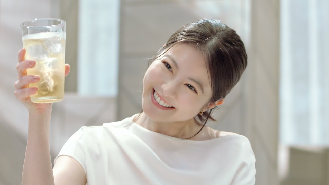 キリンウイスキー 陸「私はきれいな味がするウイスキー」篇 30秒 キリンウイスキー 陸「私はきれいな味がするウイスキー」篇 30秒