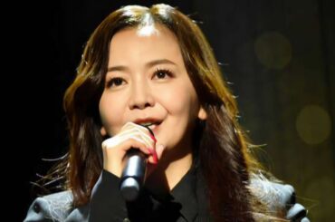 🎀【華原朋美✨激変美脚ショット公開‼】渋谷でミニスカ姿にファン驚愕😳💖全国ツアー完走で見せた最新姿とは…👠👩‍👦