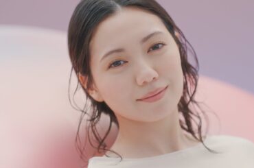 花王 ロリエ しあわせ素肌　もちふわfit「２日目こそ」篇　３０秒（改） CM 二階堂ふみ