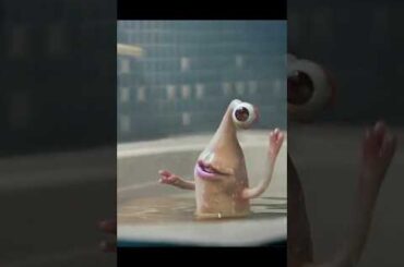 "🎨 新一の青春ドタバタ！美術授業で恋の予感？ミギーが暴露する身体の正直サイン 😳『寄生獣』(2014) ラブコメシーン解説！"