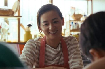 尾野真千子、25年ぶりにカロリーメイトCMに出演！母親役で子育てに奮闘！カロリーメイト新TVCM『怪獣たちとの夏休み』篇