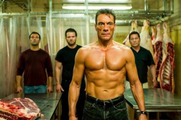 【映画紹介】人身売買業者たちは彼をただの年老いた肉屋だと思っていたが、彼が冷酷な正確さと致命的な静寂で一人ずつ彼らを倒すまでのことだった。