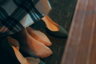 woman’s pantyhose feet Part.23