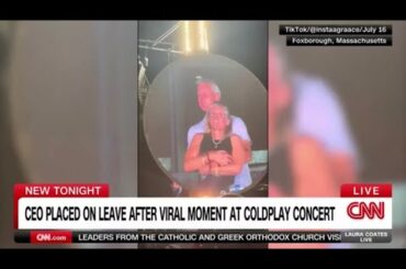 コールドプレイのキスカメラ事件でCEOが辞任 | CNN「ローラ・コーツ・ライブ」