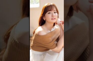 皆藤愛子アナ、オフショルニットで美デコルテ披露！微笑む姿に「あかーんその笑顔」「可愛すぎます」とファンくぎ付け