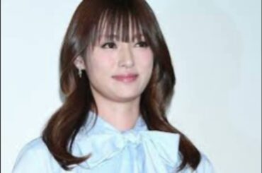 42歳・深田恭子、衝撃的な“写真集表紙”解禁　ファン歓喜「最高の笑顔！」「たまらなく好き」