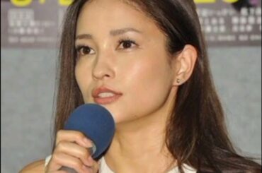 黒木メイサ、美ウエスト輝くデニムコーデ ジュエリーは「子どもにも受け継いでいきたい」【カルティエ「“TRINITY 100” セレブレーションパーティ」】