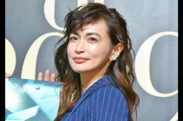 ＜長谷川京子＞モルディブで水着に　引き締まった美背中　「見とれる」「開放されている」と話題7/14(月) 22:01配信