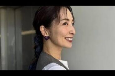 元宝塚トップスター、ベストが映える爽やかコーデでファン魅了！真飛聖の姿に「今日も最高綺麗です」「夏ですね」
