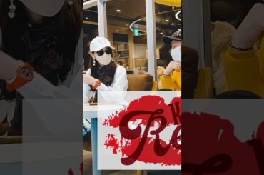 【お笑い】貴島明日香さんとブランド自慢‼️#コント #お笑い #おもしろ動画 #おもしろ #チョコレートプラネット #貴島明日香