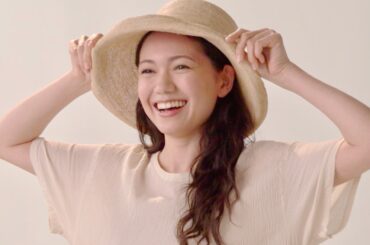 二階堂ふみ、純白のふんわりサンドレスが涼しげ／東急不動産 CM＋インタビュー＋メイキング