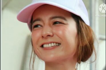 「唐沢寿明」の「高級スポーツカー」登場し話題に！ “数千万円”の愛車に「ステキ」「カッケー」の声も！ 「山口智子」と映る2ショットに称賛の声！