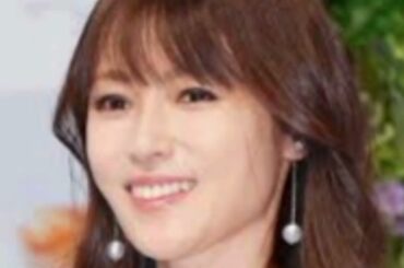 42歳深田恭子、現在の全身水着姿公開　ボディーラインくっきり「綺麗過ぎる」の声