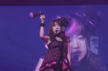 誘惑のガーター  小嶋陽菜・大島優子・篠田麻里子  満席祭り希望 賛否両論 2010