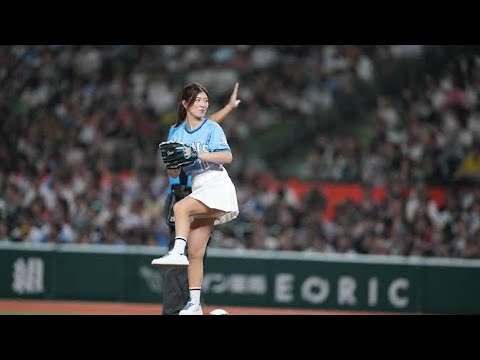 ⚾💖ゴルフ界の北川景子・植手桃子、白ミニスカで始球式デビュー！豪快投球にファン絶賛✨