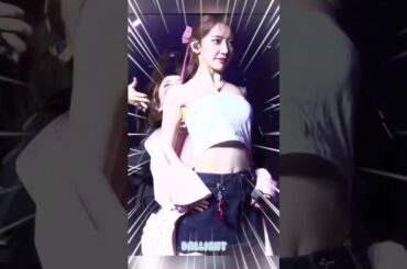 咲良の猫背をなおすユンジン【LE SSERAFIM】#lesserafim #ルセラフィム #ユンジン #yunjin #sakura