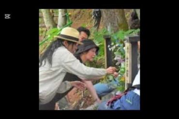 黒木瞳さん、宝塚同期を思い慰霊登山　日航機墜落40年で遺族ら祈る