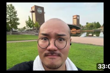 あのちゃんと手をつなぐ