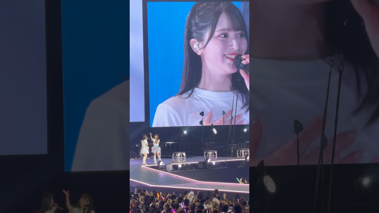 この瞬間にイコラブの魅力が詰まってる。9年目に突入するイコラブちゃんもう幸せな家族にしか見えないよ。🩵#イコールラブ #佐々木舞香