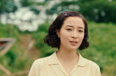 広瀬すず“悦子”＆二階堂ふみ“佐知子”が初めて出会う貴重な本編映像！　映画『遠い山なみの光』本編映像