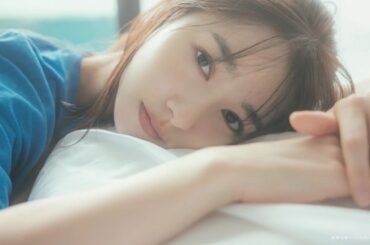 桜井日奈子、ベッドで横になる姿を披露　2026カレンダーブック表紙カット発表