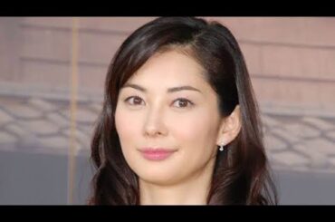 「伊東美咲(48)✨数千万円スーパーカーと奇跡の共演‼️美しすぎる女神ショットにファン騒然🔥」