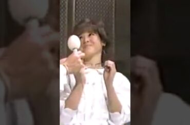 松田聖子 眼鏡をかける