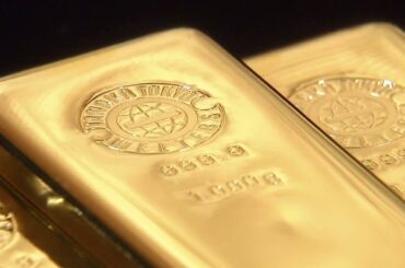 「下がる要素が見当たらない」金高騰！初の１万９０００円突破　貴金属店は購入客増も漆工房は困惑　使う金箔を節約　　
