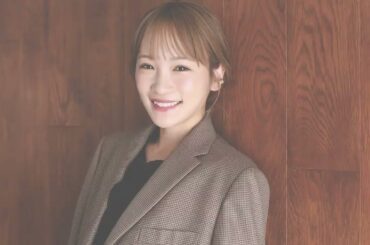 川栄李奈さんが履く、Hawkins sneakers