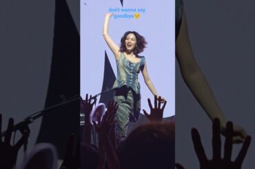 a cool and cute ending👋🏻by 能年玲奈 #live #non