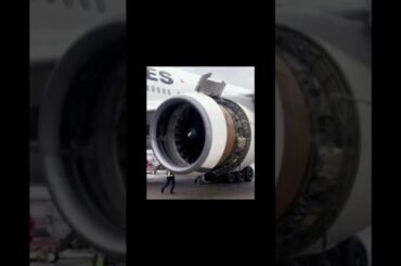 【速報】羽田-シカゴ便が緊急事態宣言　329人乗せて引き返し無事着陸　「エンジンがシャットダウンした」という情報も