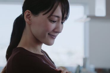 2025　ヒートテック　LifeとWear/気持ちいい朝　15秒