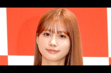 新着- めるる・生見愛瑠、太もも美脚全開なパーカーコーデ「スタイル抜群」「どんなお洋服でも似合うとか最強」