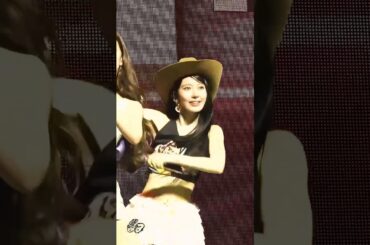 【4K 60fps】 LE SSERAFIM 'DIFFERENT' SAKURA FanCamdMix 250908 Grand Prairie  part1