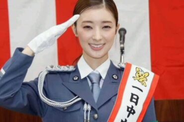 🚓👮‍♀️宮本茉由、一日警察署長に就任！日本橋で制服姿＆オープンカーパレードに歓声👏✨