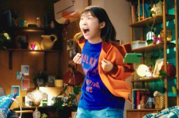 伊藤沙莉、リザードンexゲットで興奮ガッツポーズ！Pokemon Trading Card Game Pocket CM