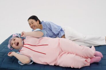 浅田真央＆渡辺直美、7年ぶりに共演！ベッドの上でたわむれる姿が微笑ましい　エアウィーヴ新CM『New airweave』篇