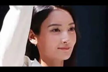 菜々緒、洋上クルーズ＆サップでまたも“ふんどし状”ビキニ披露…相次ぐ“過激化”水着にファン驚愕