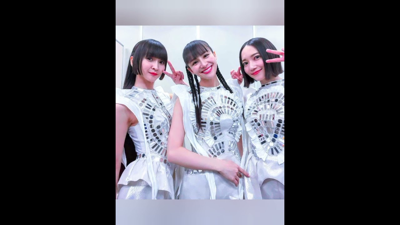 Perfumeかしゆか、大自然背景に圧巻脚線美「脚のライン綺麗」「二度見した」と反響 Perfumeかしゆか、大自然背景に圧巻脚線美「脚のライン綺麗」「二度見した」と反響